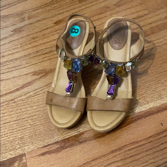 Worn once - Picture 1 of 2